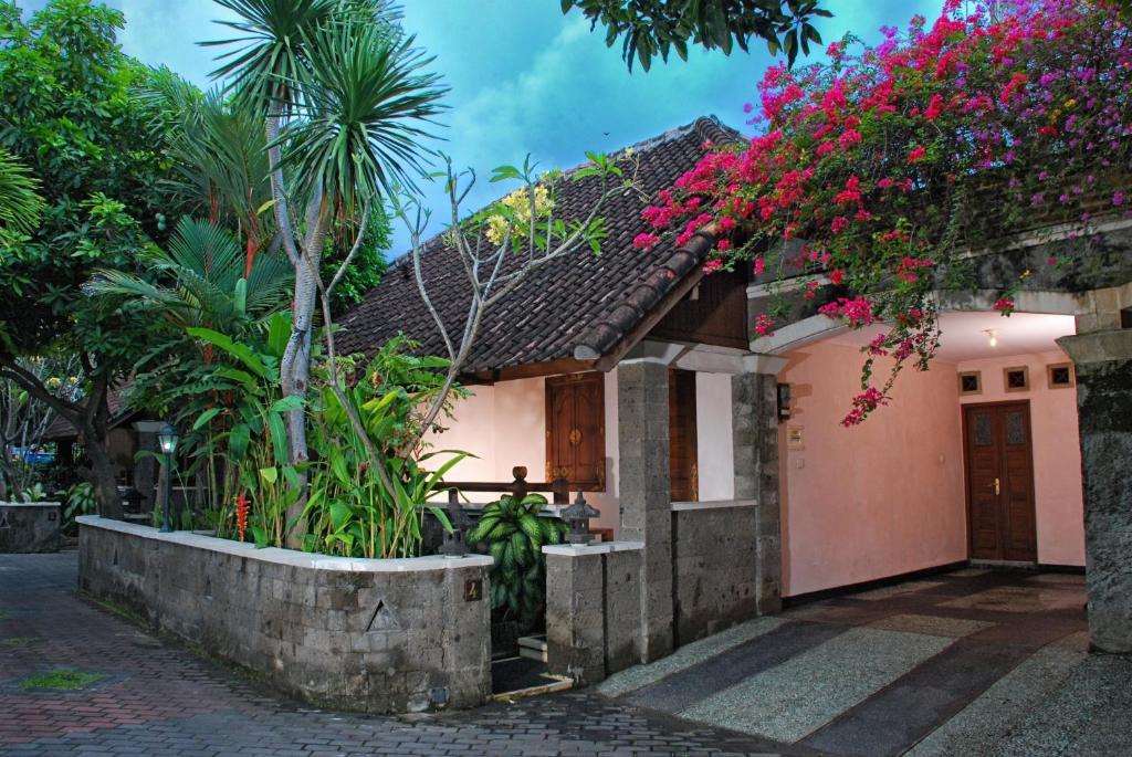 Taman Ayu 212 Hotel Denpasar  Ngoại thất bức ảnh