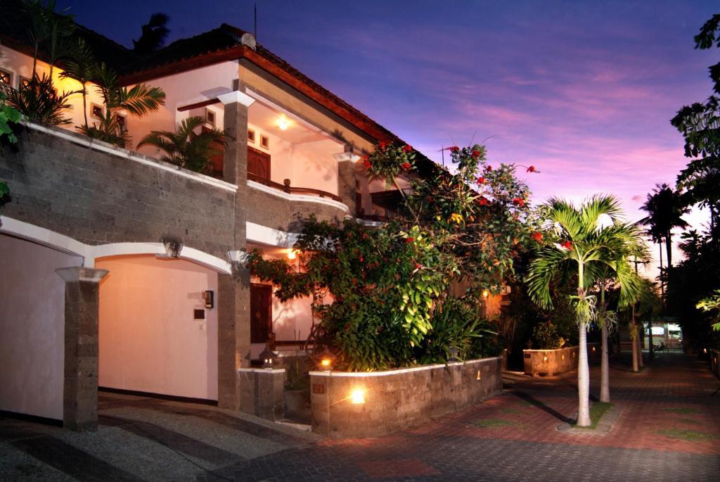 Taman Ayu 212 Hotel Denpasar  Ngoại thất bức ảnh