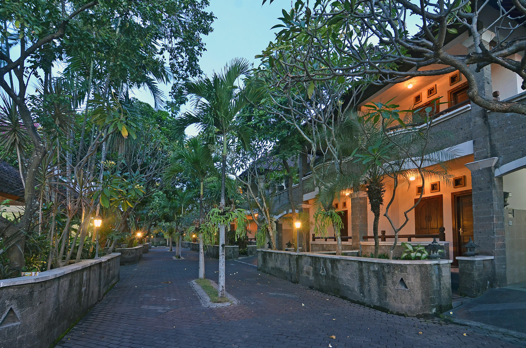 Taman Ayu 212 Hotel Denpasar  Ngoại thất bức ảnh